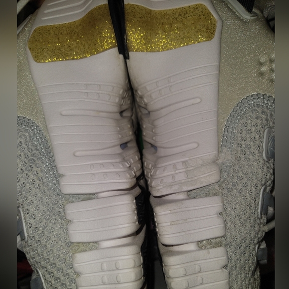 Nike Free Metcon 4 Pure Platinum/ Metallic Gold Coin Women's Training Shoes - Picture 15 of 15